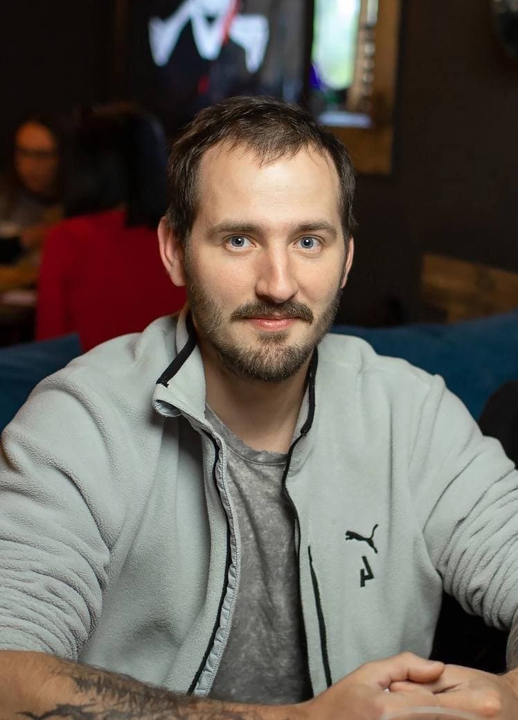 Илья Шмуренков